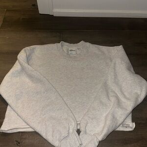 Cropped aritzia grey crew